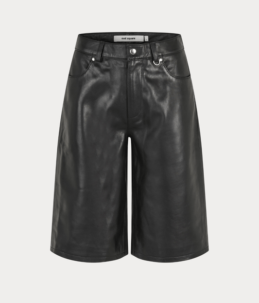DEEP LEATHER SHORTS | OVAL SQUARE OVAL SQUARE DEEP LEATHER SHORTS