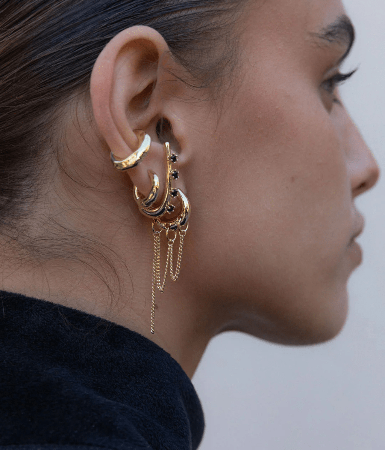 DRIPPING CHAIN HUGGIE EARRINGS | BRASS F+H STUDIOS DRIPPING CHAIN HUGGIE EARRINGS | BRASS