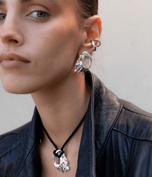 HORIZONS SHELL CORD NECKLACE | SILVER F+H STUDIOS HORIZONS SHELL CORD NECKLACE | SILVER