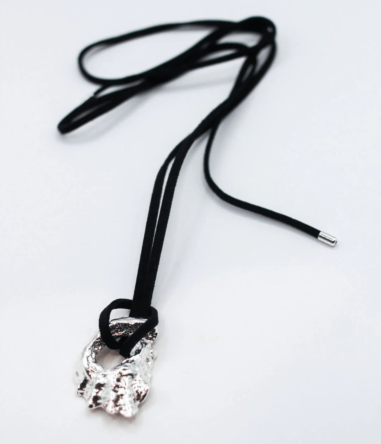 HORIZONS SHELL CORD NECKLACE | SILVER F+H STUDIOS HORIZONS SHELL CORD NECKLACE | SILVER