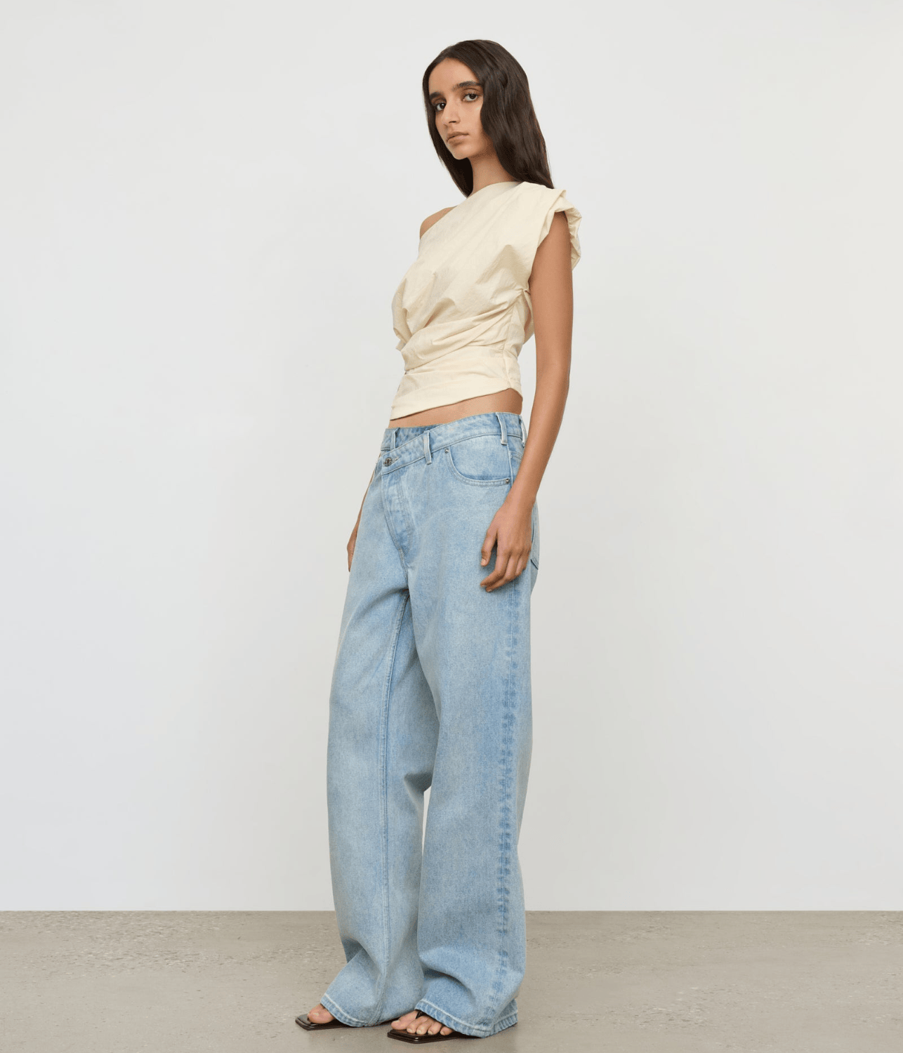 HUTTON JEAN | ONE OF OTHERS ONE OF OTHERS HUTTON JEAN