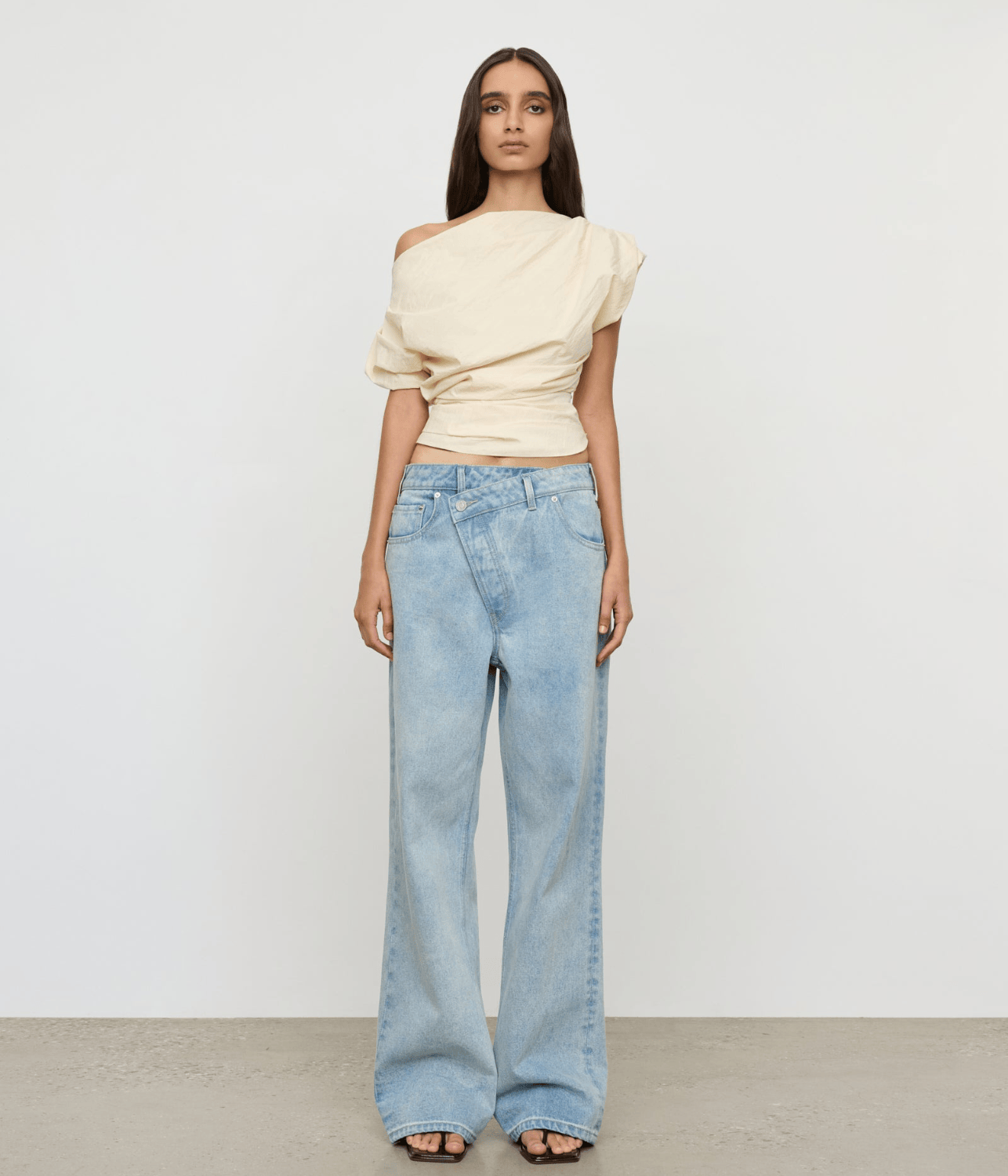 HUTTON JEAN | ONE OF OTHERS ONE OF OTHERS HUTTON JEAN