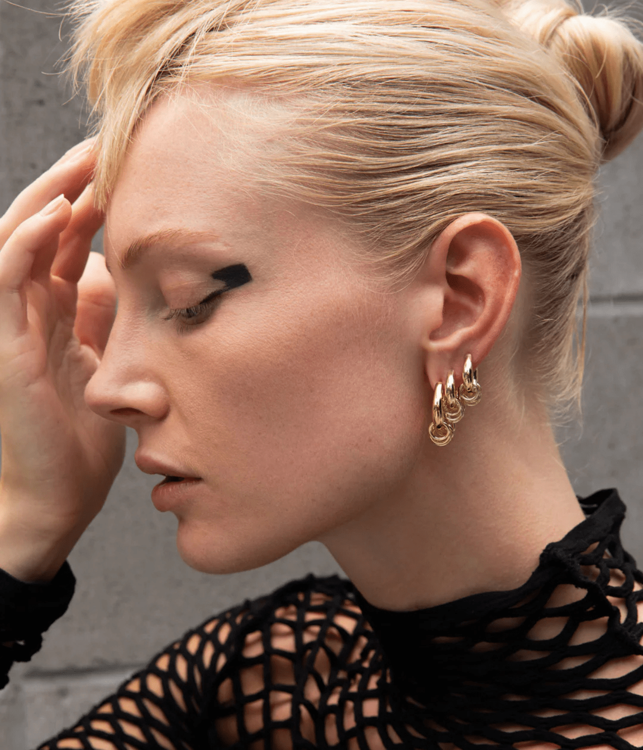 PIERCED HOOP EARRINGS LARGE GOLD | F + H STUDIOS F+H PIERCED HOOP EARRINGS LARGE GOLD