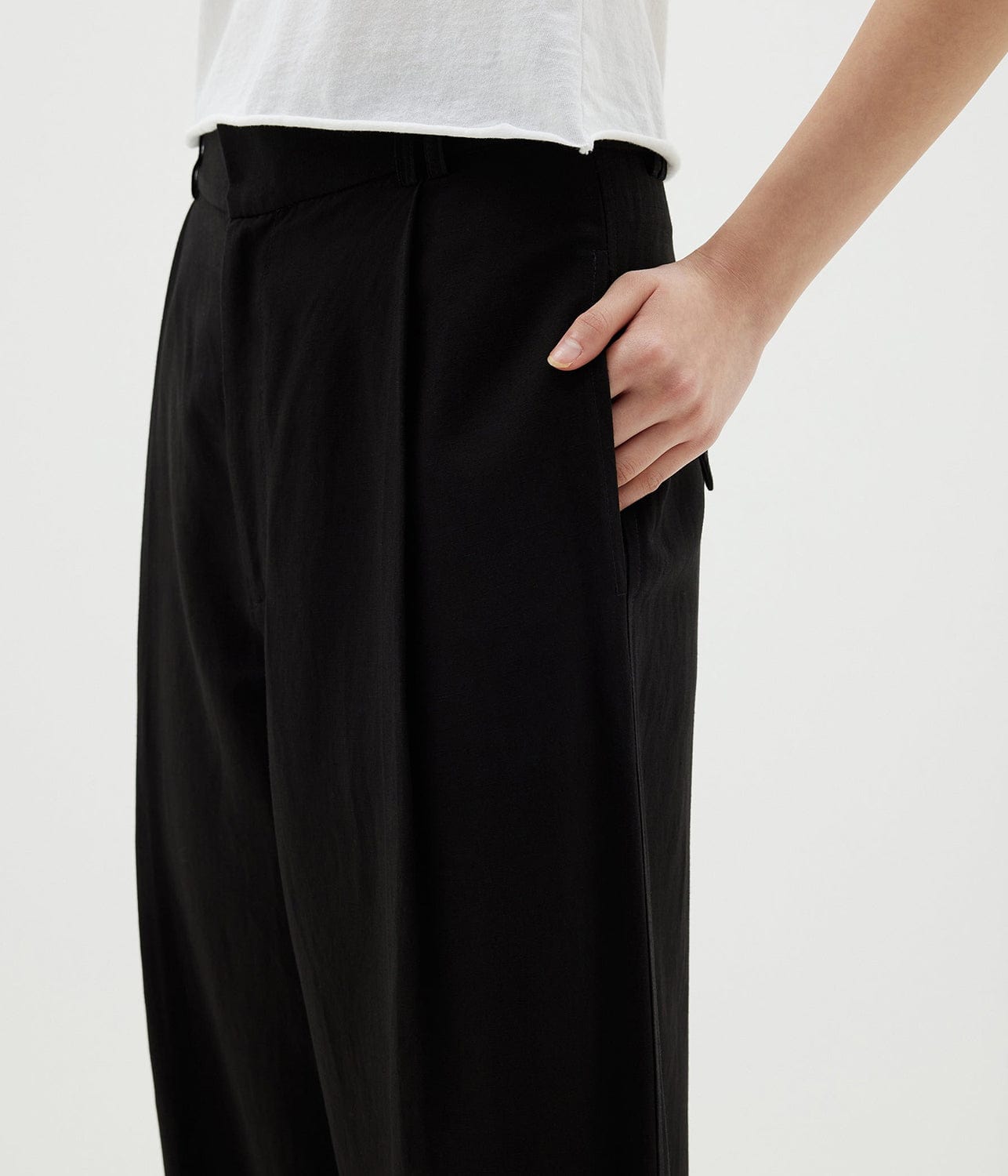 Pleat Front Wide-Leg Belted Pants in Black - Retro, Indie and Unique Fashion