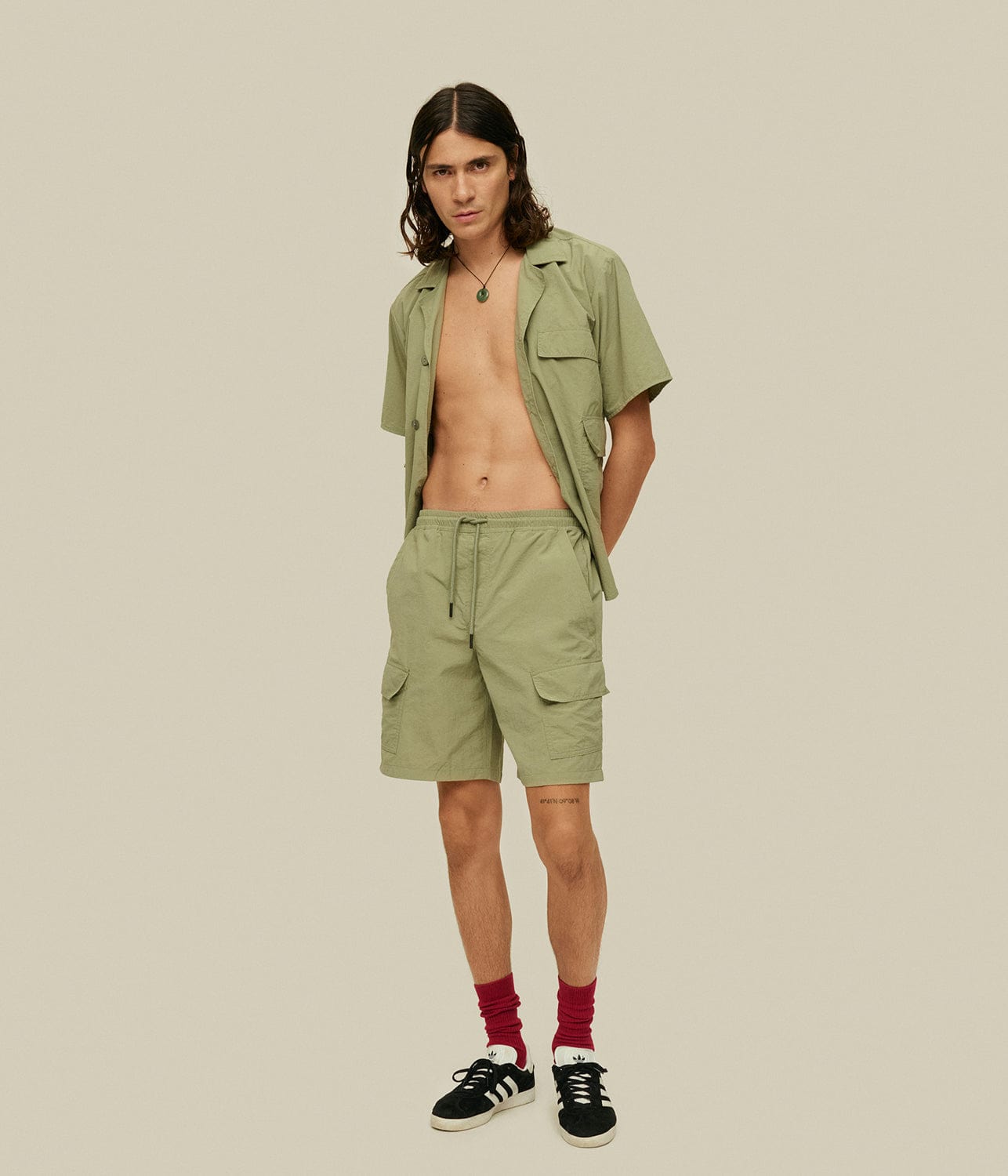 QUEST CARGO SHORTS- KHAKI OAS COMPANY QUEST CARGO SHORTS- KHAKI