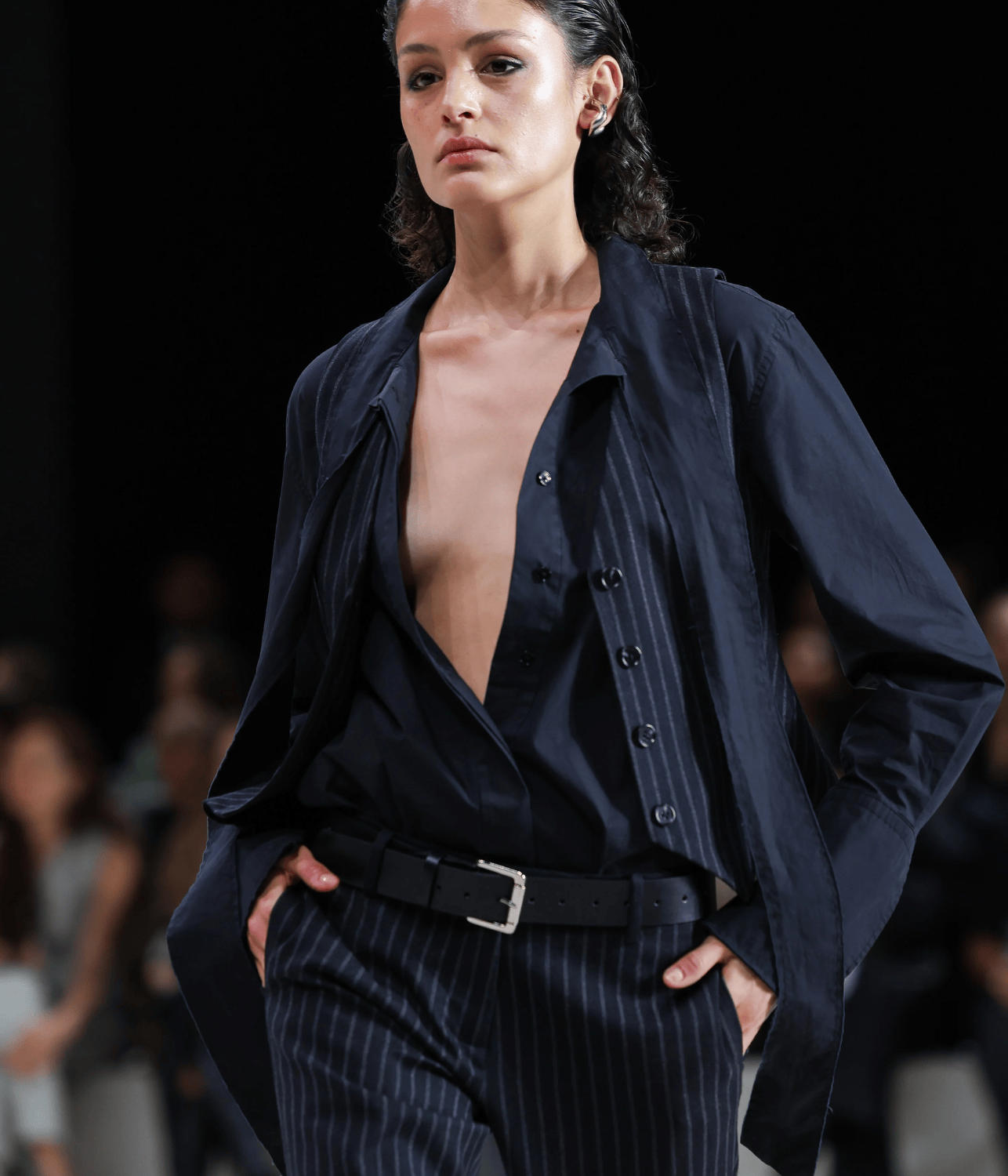 RAW EDGE COTTON POPLIN TIE SHIRT | COURTNEY ZHENG | BLACK COURTNEY ZHENG RAW EDGE COTTON POPLIN TIE SHIRT