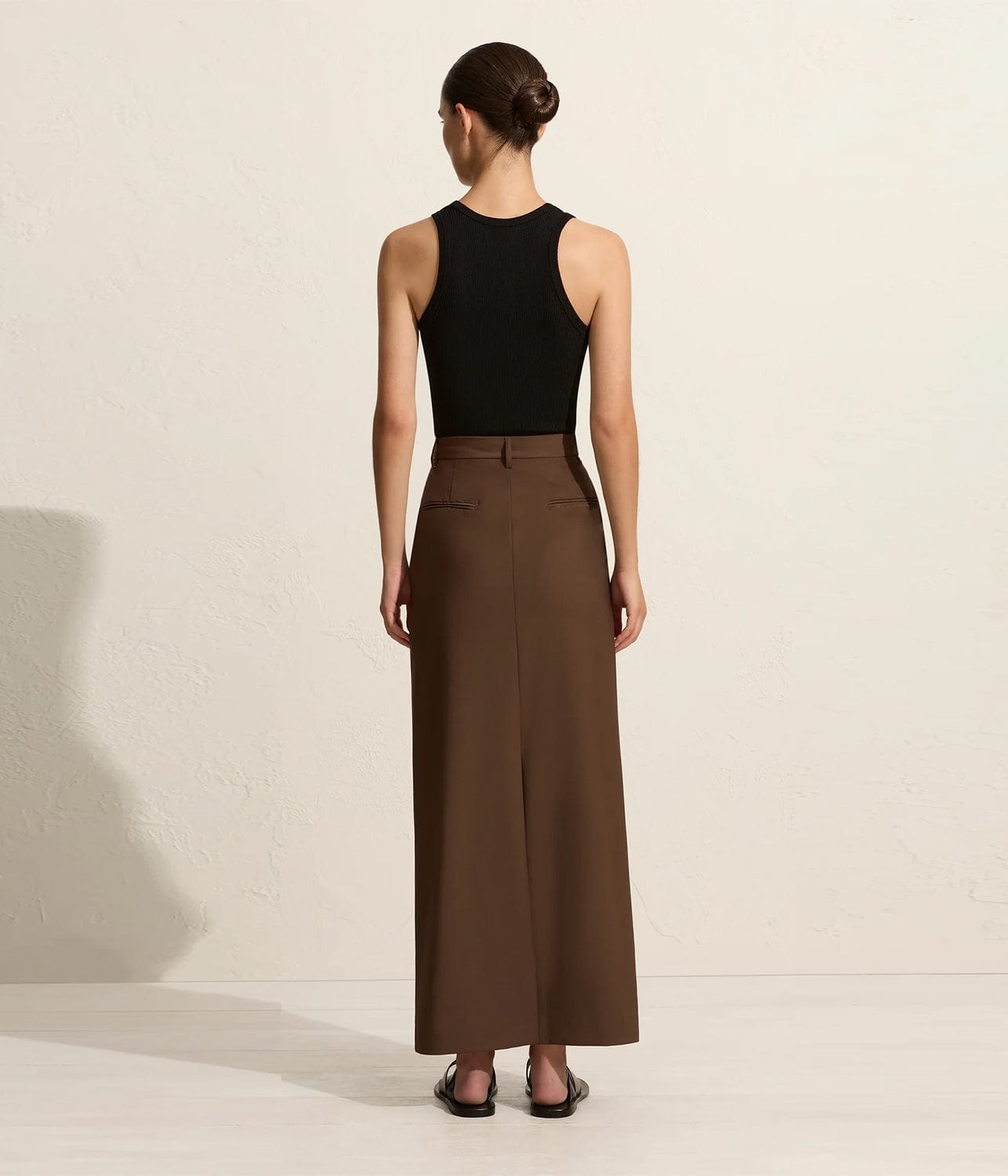 RELAXED TAILORED SKIRT - COFFEE | MATTEAU |  MATTEAU RELAXED TAILORED SKIRT - COFFEE