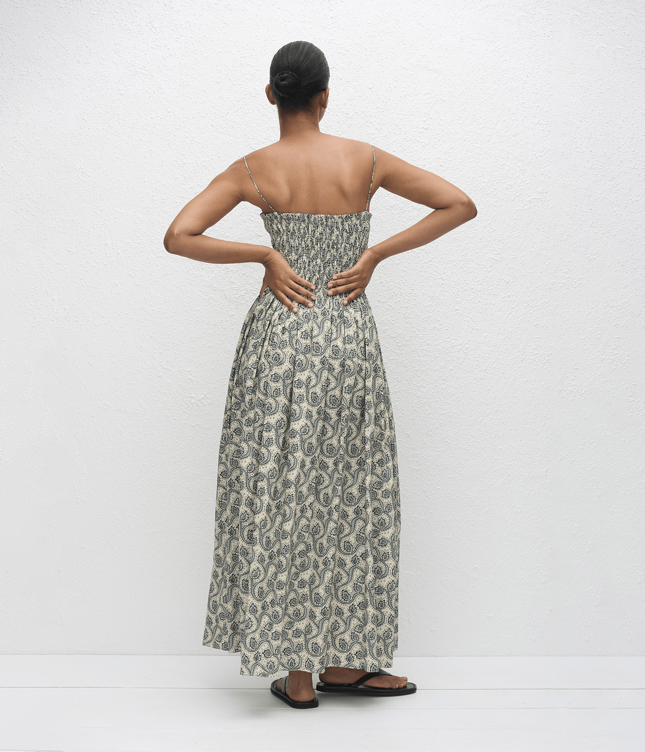 SHIRRED BODICE DRESS  | MATTEAU  MATTEAU SHIRRED BODICE DRESS