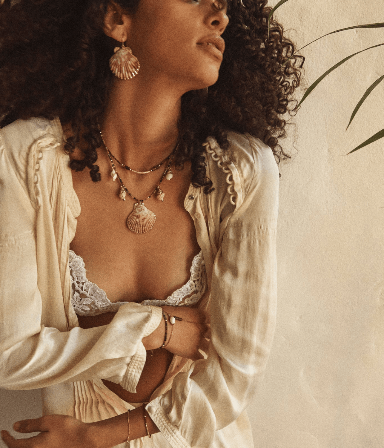 SISI SHELL NECKLACE | PETITE GRAND PETITE GRAND SISI SHELL NECKLACE