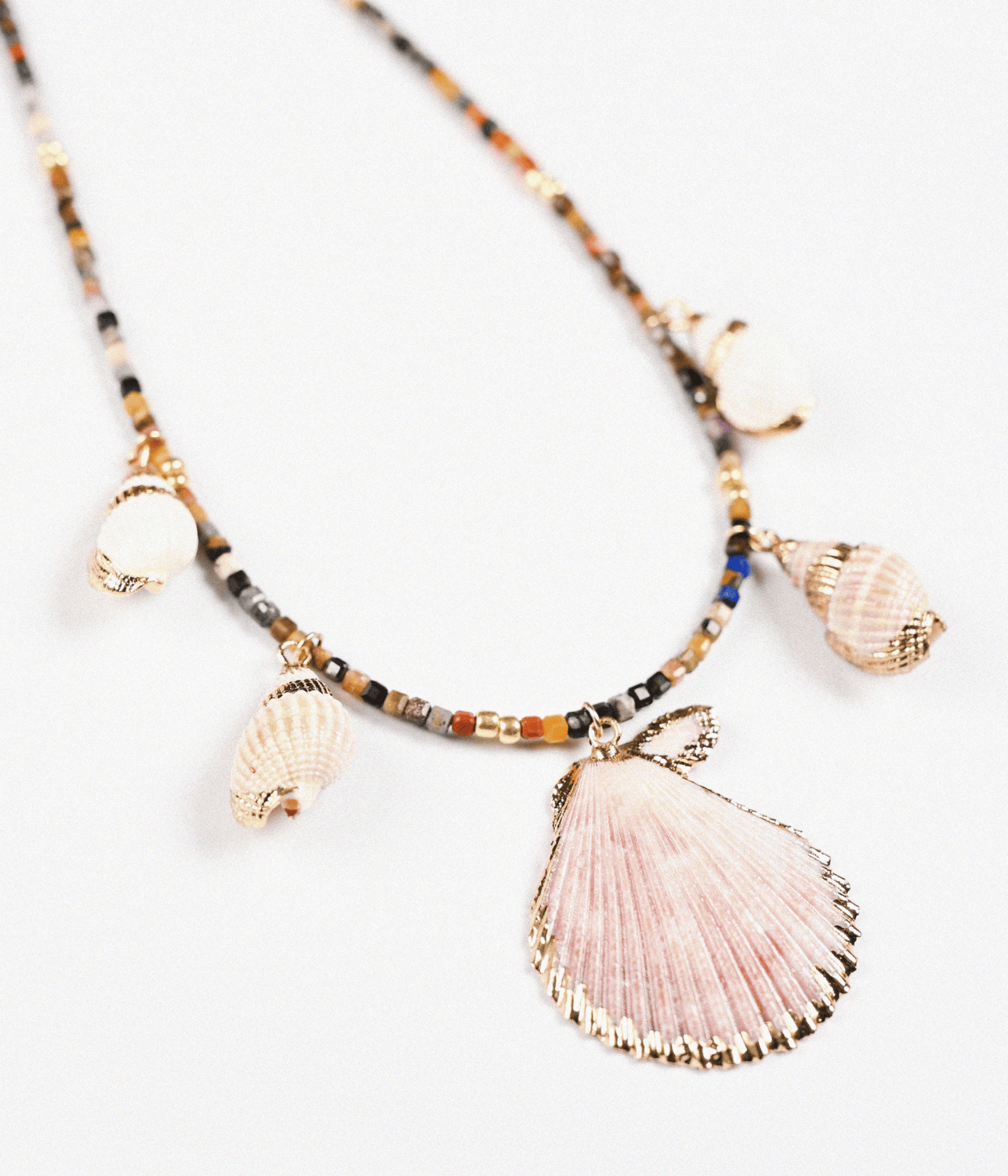 SISI SHELL NECKLACE | PETITE GRAND PETITE GRAND SISI SHELL NECKLACE