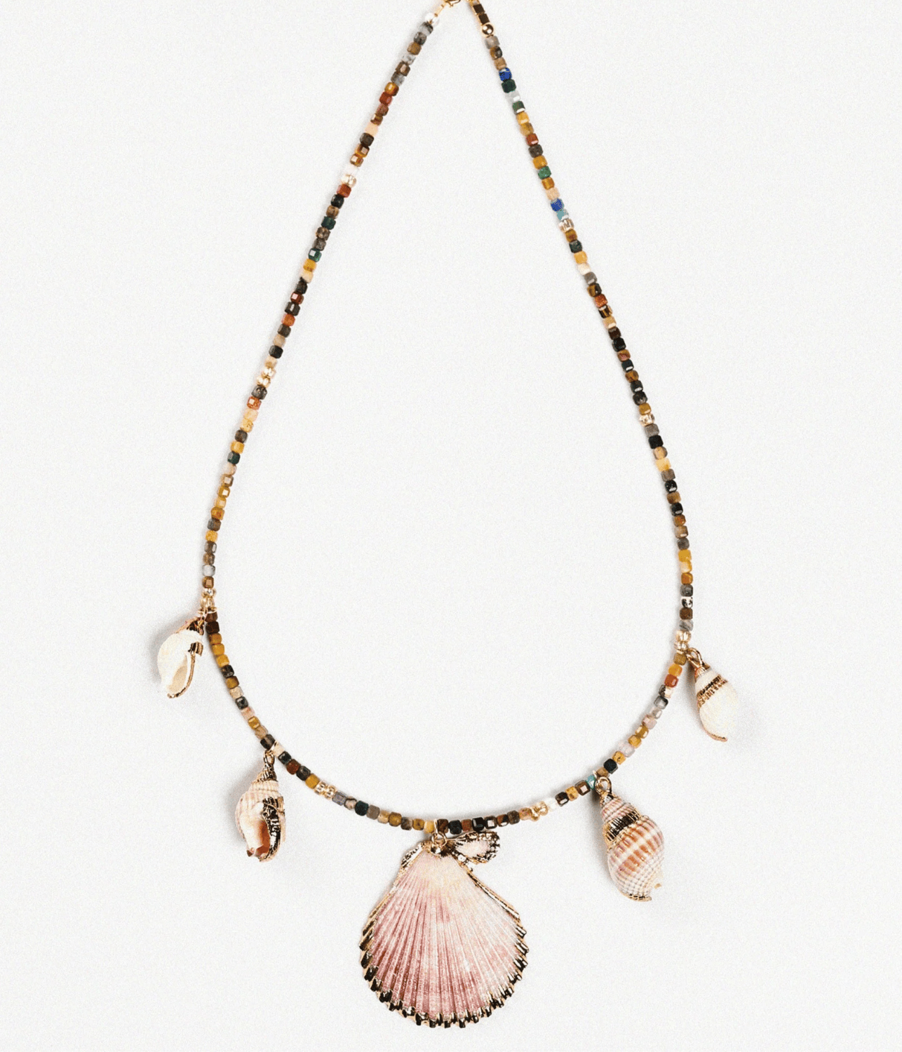 SISI SHELL NECKLACE | PETITE GRAND PETITE GRAND SISI SHELL NECKLACE