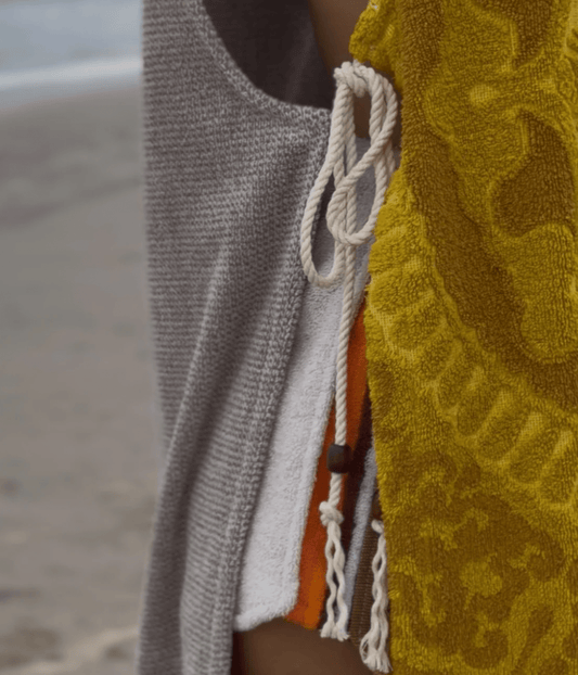 VINTAGE STRIPE SHORT MUSTARD | ORANA O.R.A.N.A VINTAGE STRIPE SHORT MUSTARD