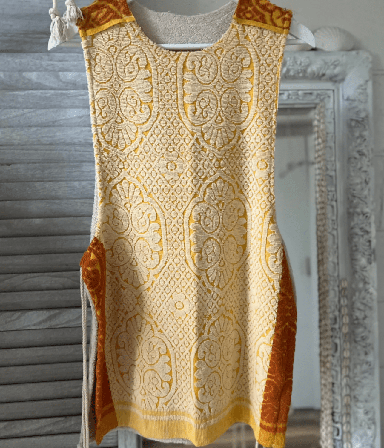 VINTAGE TIE DRESS GOLD | ORANA O.R.A.N.A VINTAGE TIE DRESS GOLD