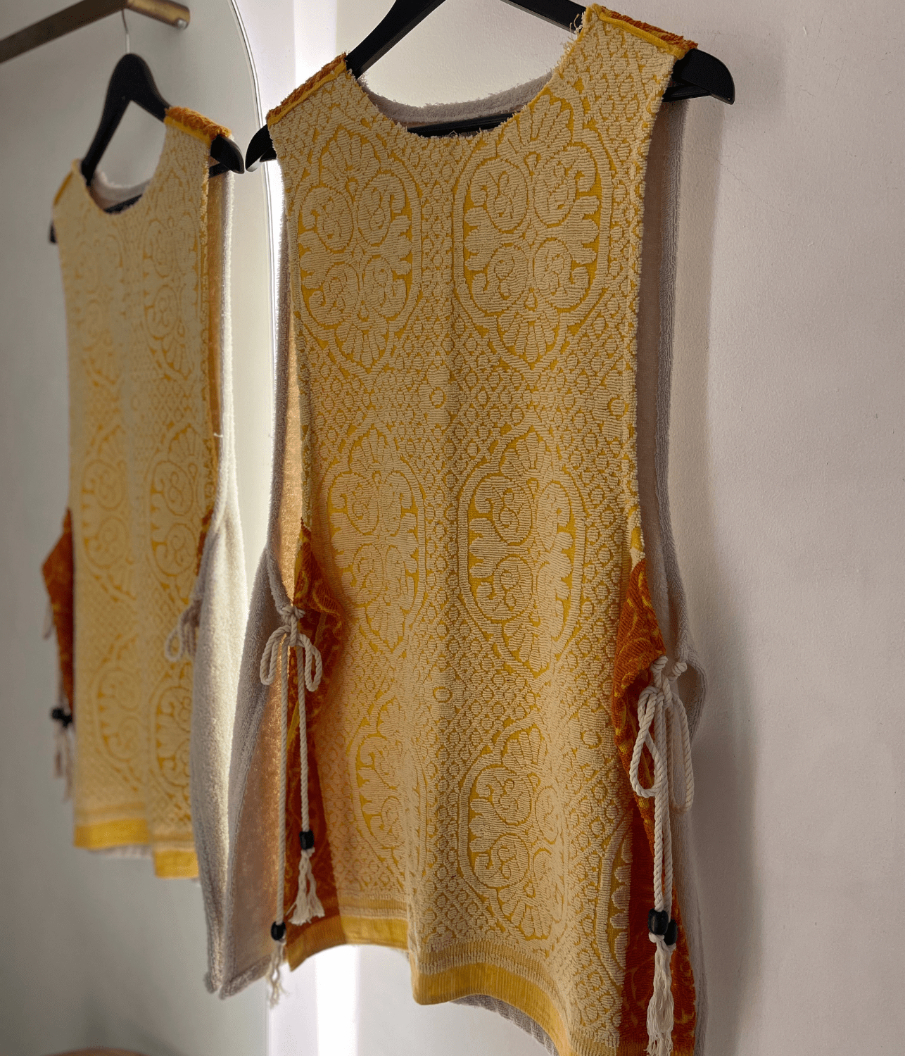 VINTAGE TIE DRESS GOLD | ORANA O.R.A.N.A VINTAGE TIE DRESS GOLD